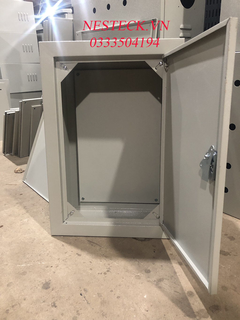 tủ điện âm tường đẹp KT 540x440x150 1