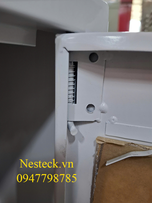 Vỏ tủ điện sơn tĩnh điện trắng 500x300x250mm một cánh có mica giá rẻ