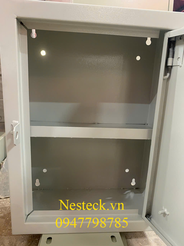 Tủ Điện Chia 2 Ngăn Màu Ghi Sần – Kích Thước 450x300x200x1mm, Giá Tốt Xưởng Hà N