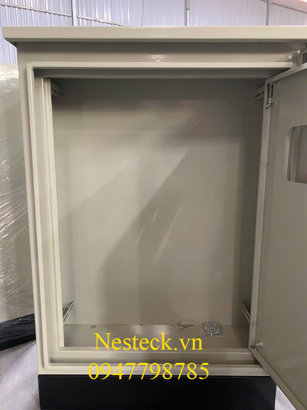 vo-tu-dien-800x600x250-canh-ngoai-mica